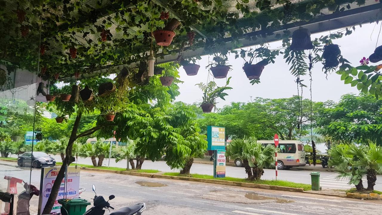 Thu Ha Hotel Dong Khe Sau Exterior photo